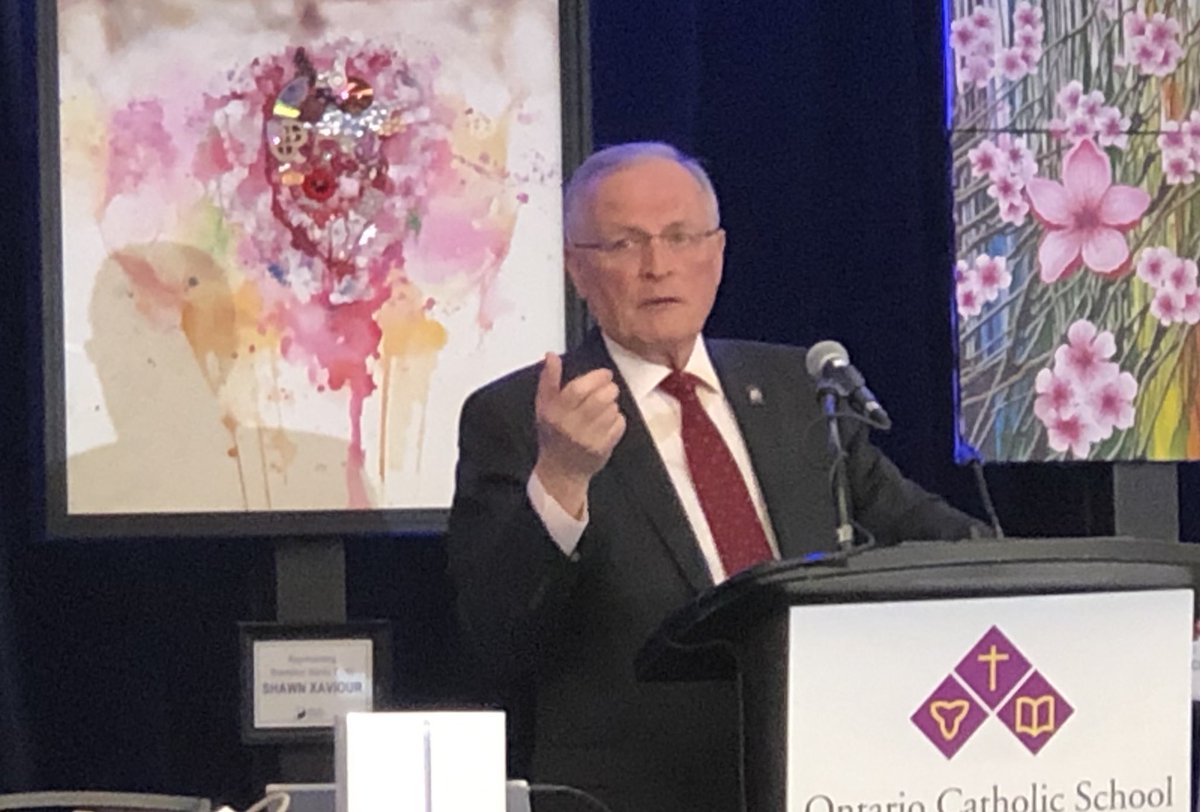 nottenloretta's tweet photo. Dr Jim Grieve speaks to leadership in challenging times Role of Risk Results and Relationship. The power of “possible”, the need for data and for lots of collective discussion @WCDSBNewswire @JimAwesomeYears #AThousandConversations https://t.co/AXnrxSBLLV
