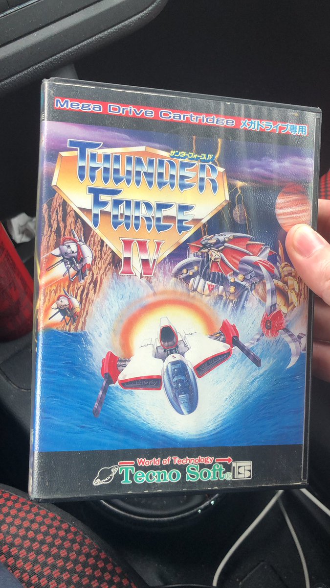 the_dunmcl's tweet image. Bon un peu sunfade mais à 5€ complet ça se refuse pas 😁 #thunderforceIV #sega #Megadrive