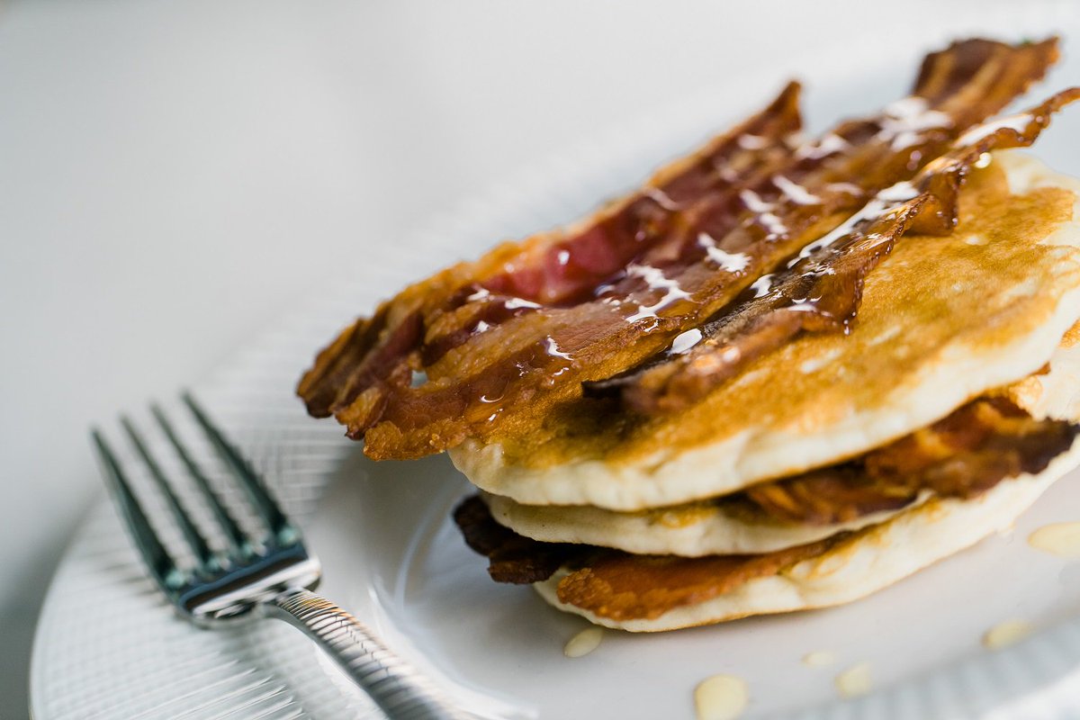 🥞 Have you made your Sunday brunch plans for tomorrow? 🥓
To book call 02871 275210