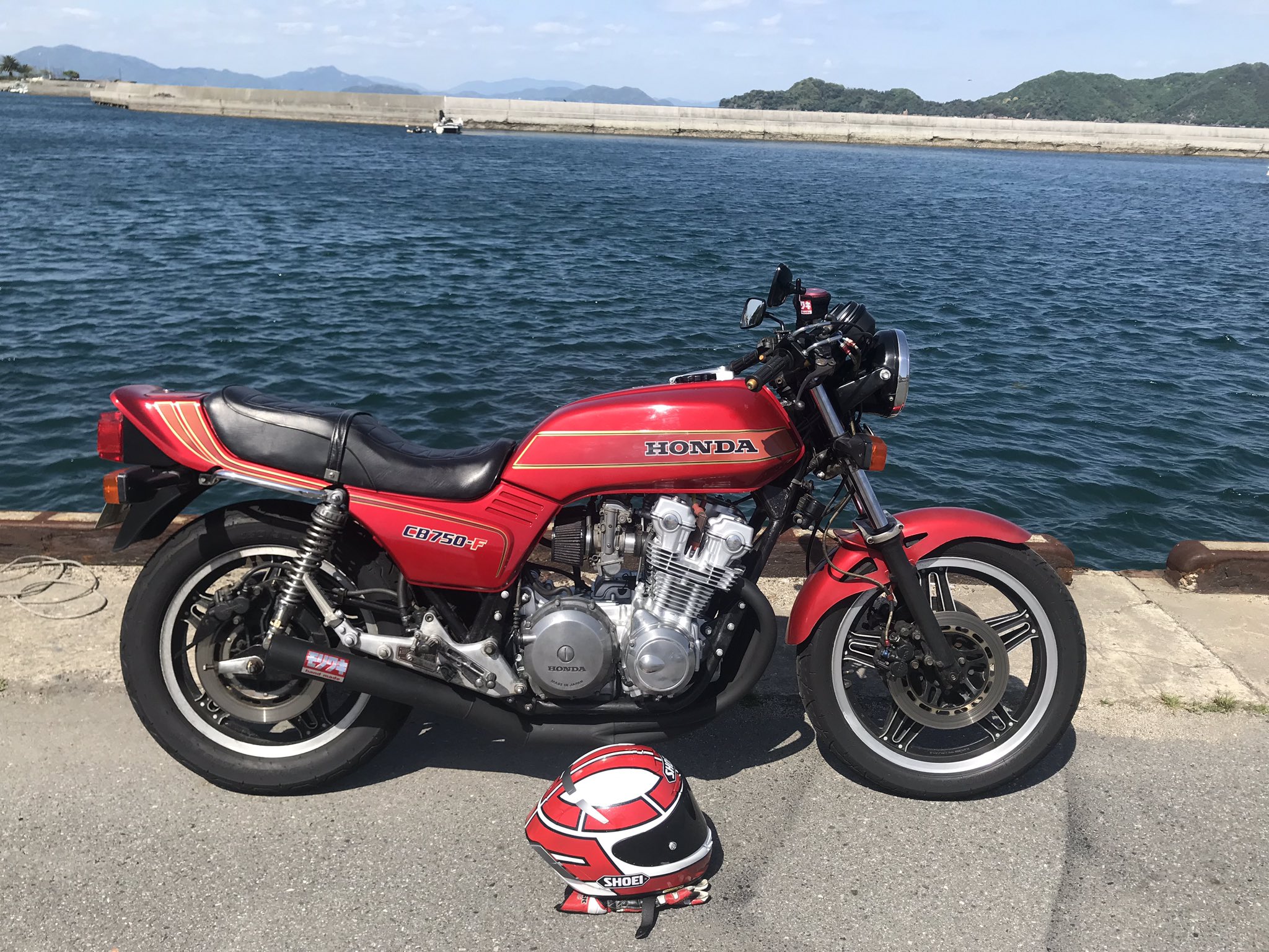 シリアルシール付 CB750FA 外装