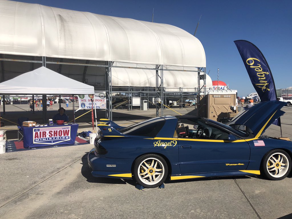 AirShowAngel9's tweet image. Come see #Angel9TransAm at ramp center and #prayon for @MCASBeaufortSC @BlueAngels @F22DemoTeam and all our friends participating!