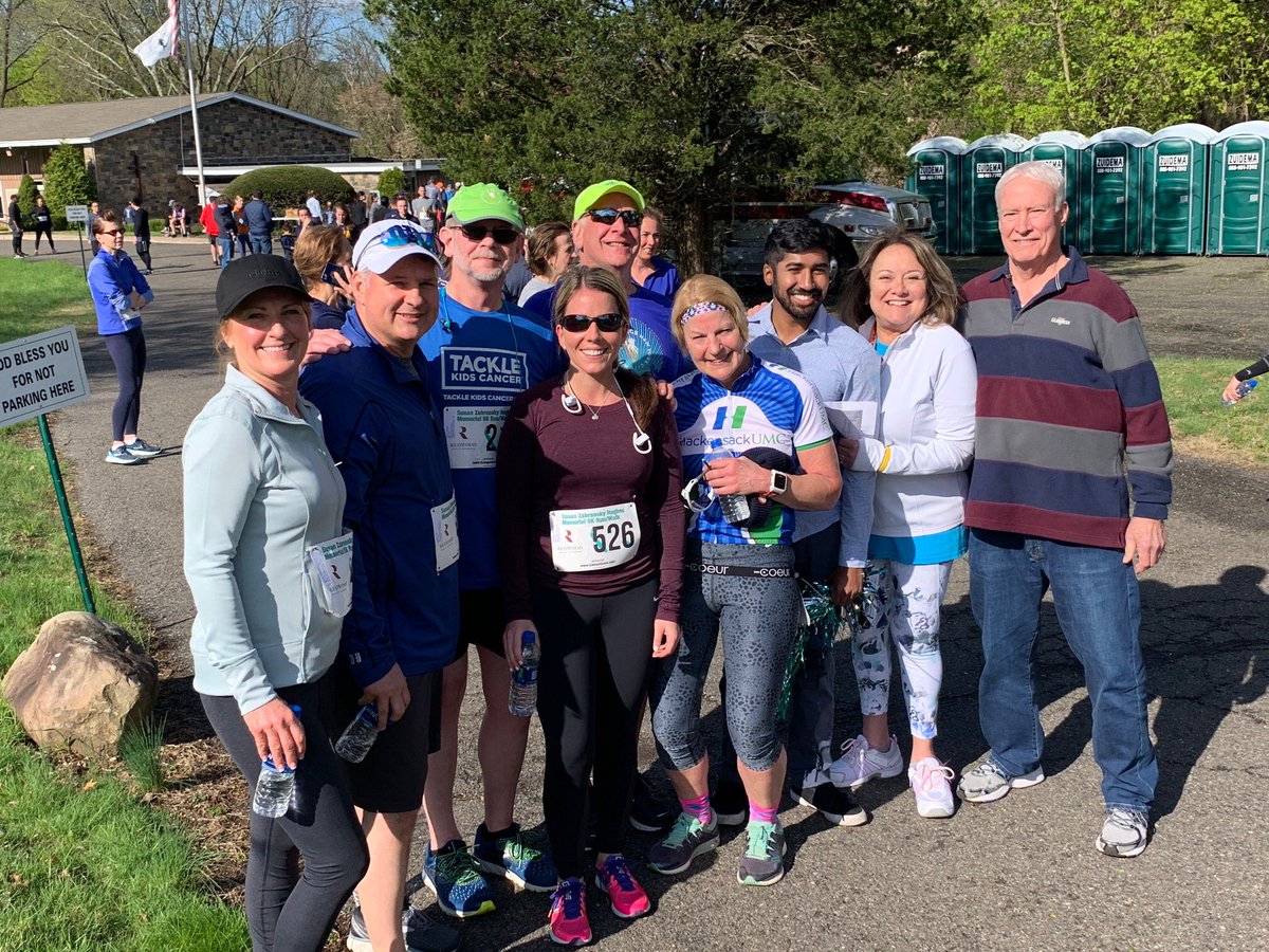 MarkSpartaFACHE's tweet photo. Beautiful day to come out and support the 8th Annual Susan Zabransky Hughes Memorial Run in #SaddleRiver. @HackensackUMC @HMHNewJersey Thank you to the Run For Sue committee in your commitment to fight cancer in Sue’s memory. #fightcancer #HackensackRunClub #greatdayforarun https://t.co/t5rSHK6kfQ