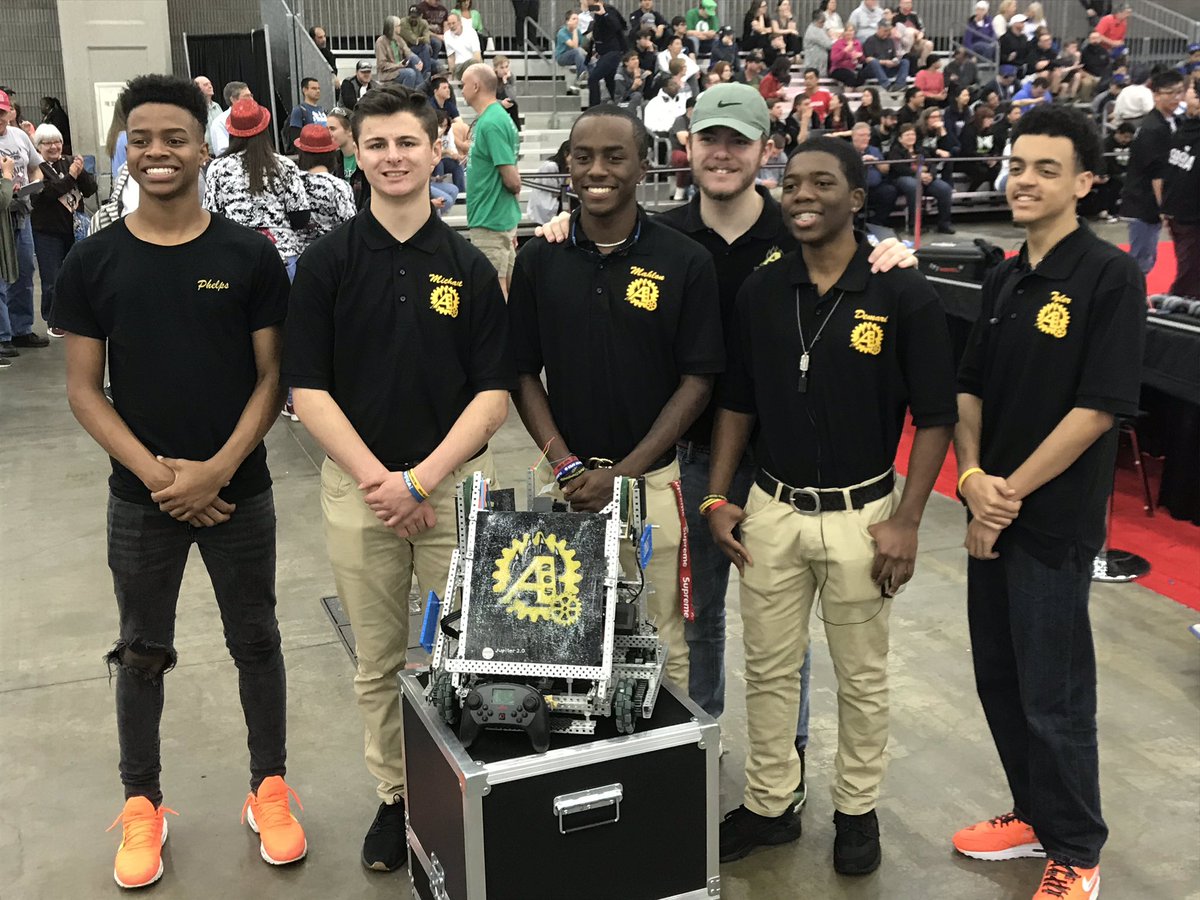 Alcovy’s robotics team just finished their last qualification match at their first World’s event.  What an awesome experience for these rising engineers! #NCSSBeTheBest