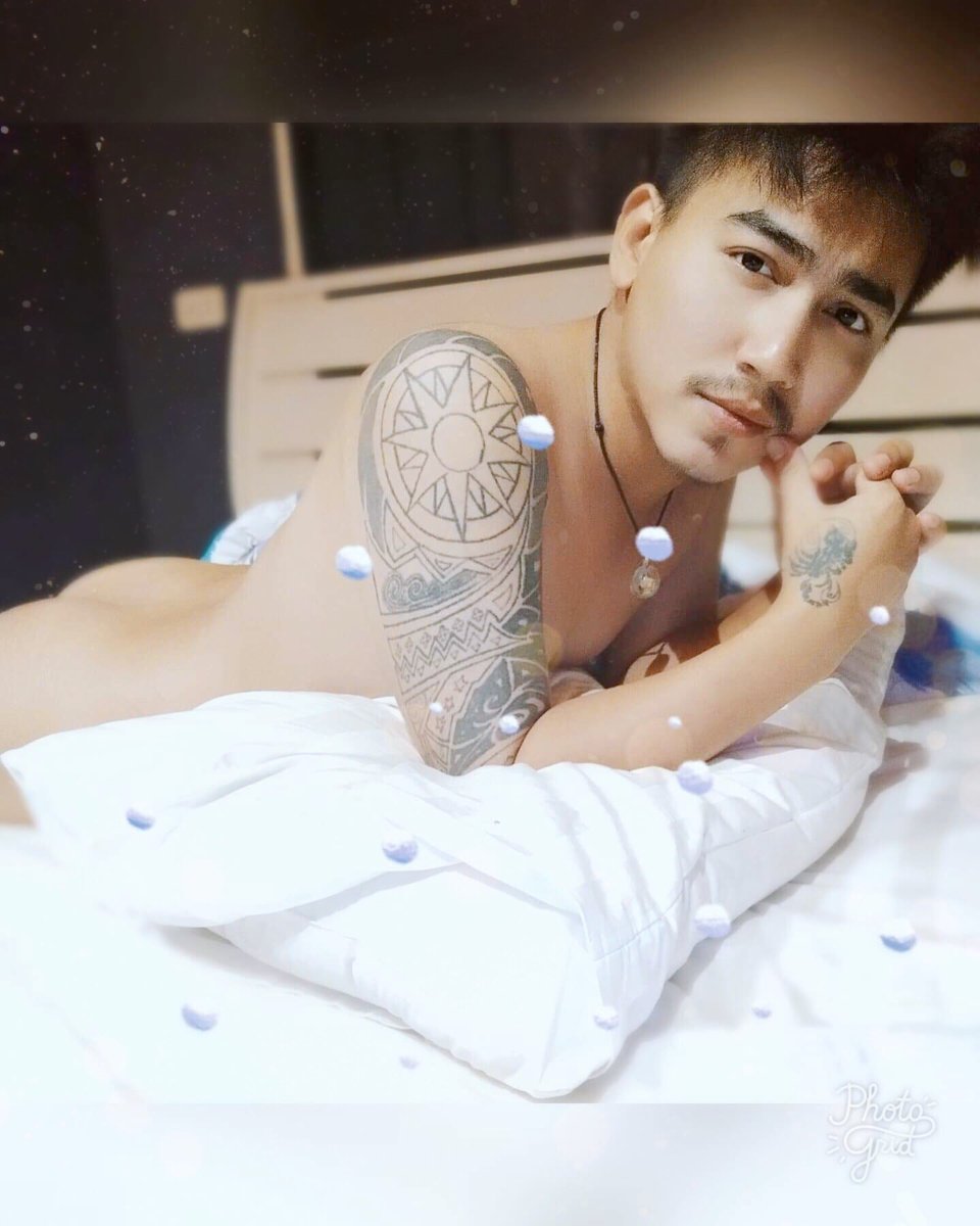 LinnyinyiOo2's tweet photo. တစ္ခါတေလ😊😊😊 https://t.co/3kADQKZIQv