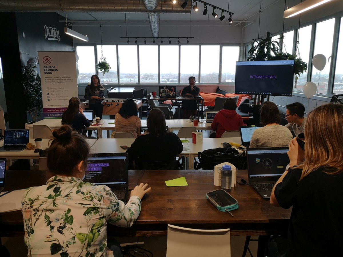 learningcodeyul's tweet image. And we're off to a great start in Montreal with @sashmograph leading in the beautiful offices of District M. @learningcodeyul #LadiesLearningCode #CodeTime