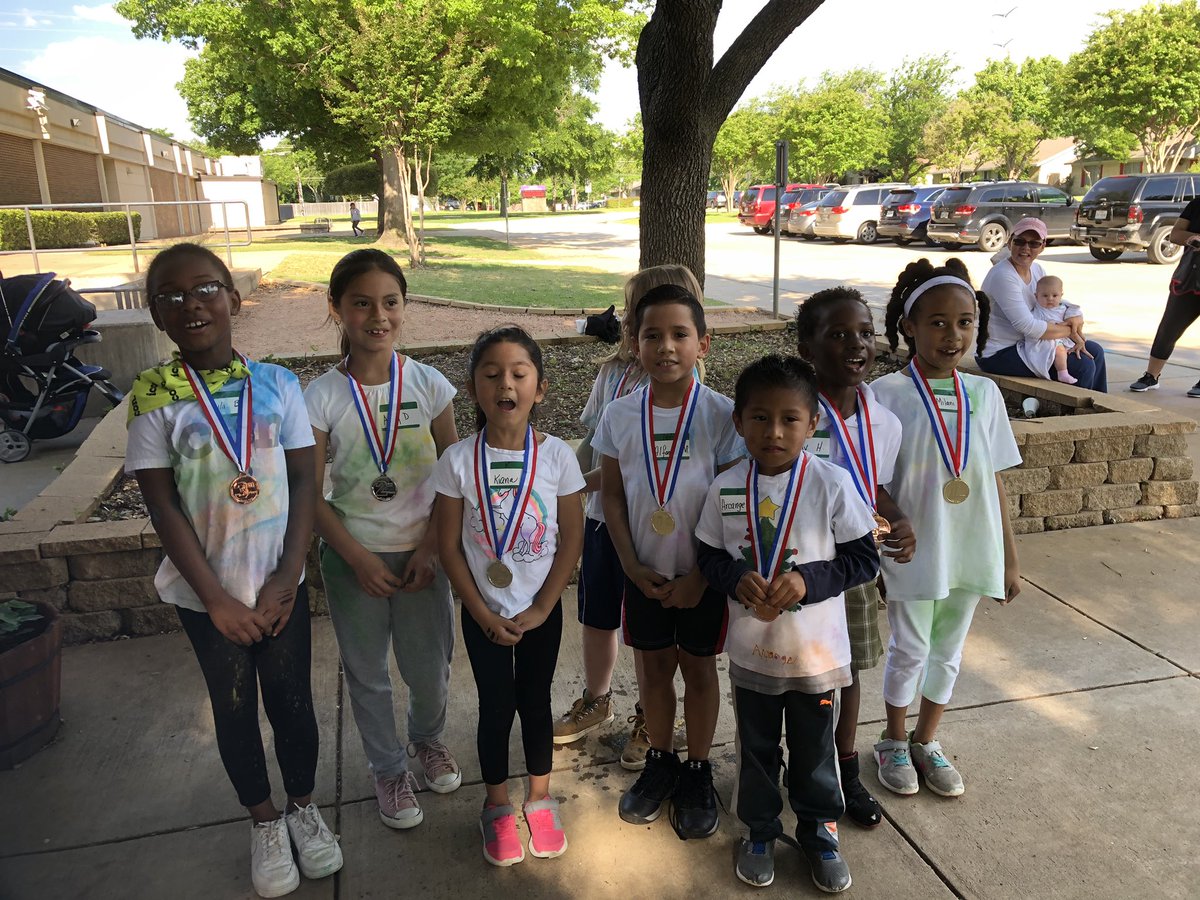 Laura P Cordova tweet media