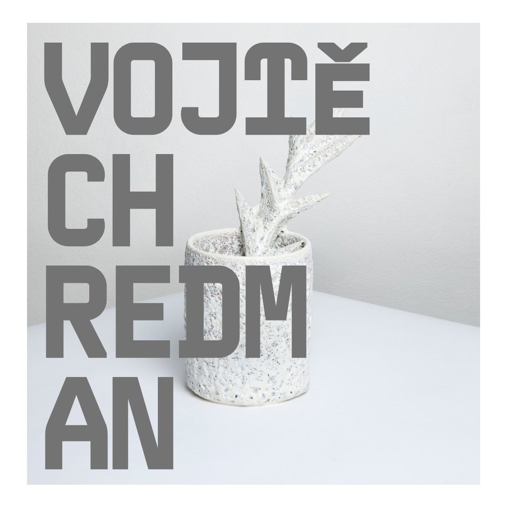 Origoo_art's tweet photo. Novým designérem v online galerii Origoo je Vojtěch Červinka. Mladý návrhář keramiky a porcelánu studuje na UMPRUM v Praze v ateliéru Maxima Velčovského. Ve své práci se Inspiruje lidmi a jejich potřebami, ale i dopadem na životní prostředí. 

☞ https://t.co/QvNiPjEADt https://t.co/PiRqmm1JAB