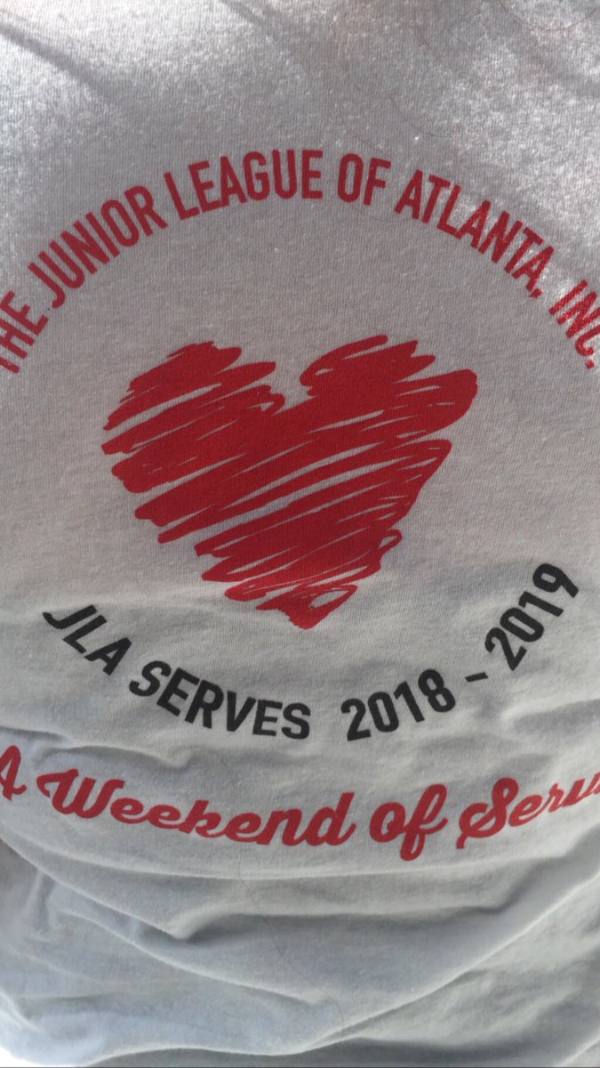 JLA_President's tweet photo. It’s a gorgeous day for serving! @jlatlanta serves is all weekend! Thank you to our members that are serving all across the city to support our partners and community impact efforts! Volunteers are still needed - DM me for more info #JLAServes #WEareJLAtlanta https://t.co/qKO2l9pYFO