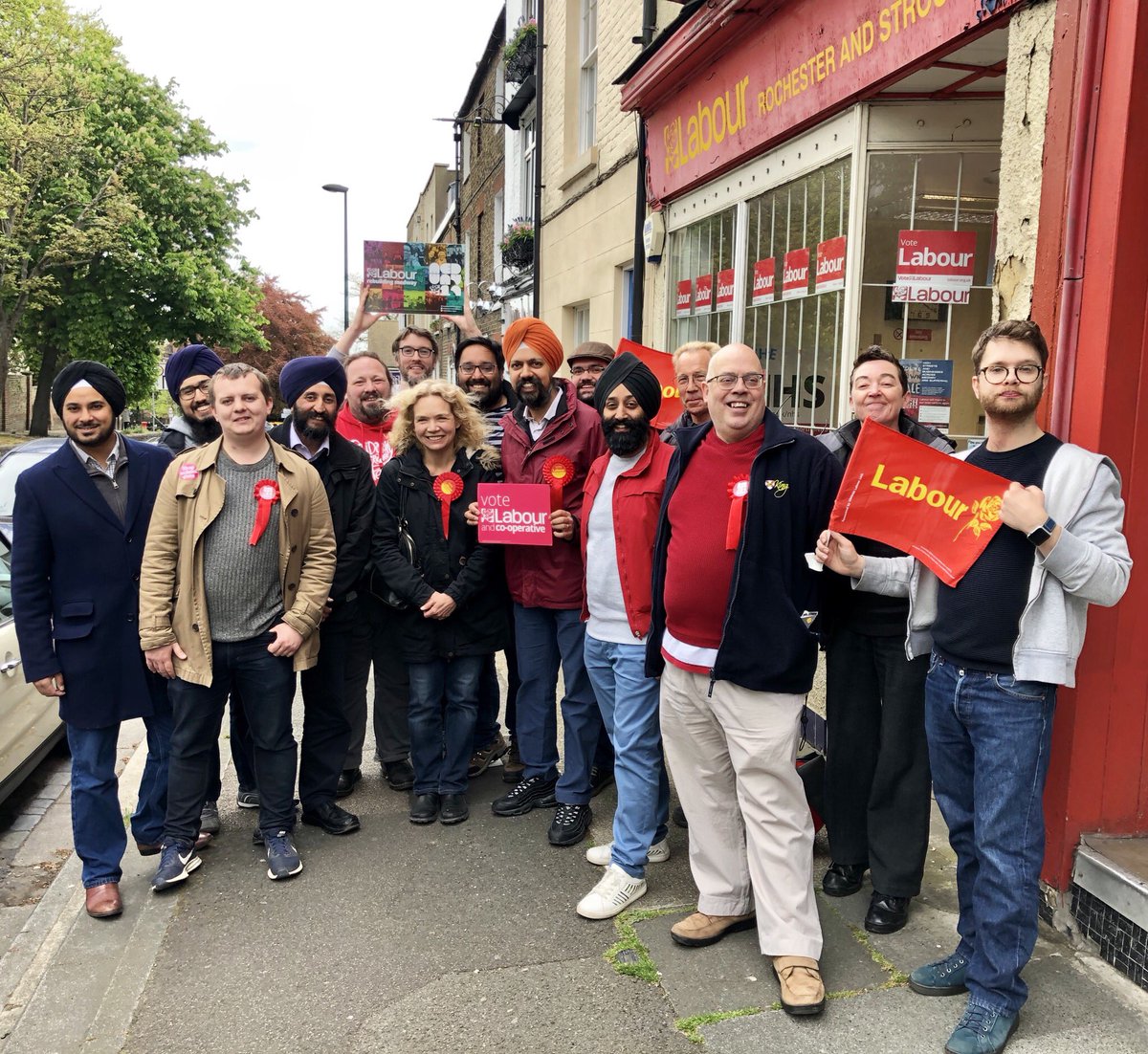 TanDhesi's tweet photo. Very productive afternoon spent canvassing for a @UKLabour council in #Medway with @sikhs4labour &amp; @redbridgelabour. Always happy to be there in #solidarity with @MedwayLabour - many hardworking comrades who’ve campaigned before for others like me ✊ #MedwayFortheMany #LabourGain https://t.co/kk2cjMecqN