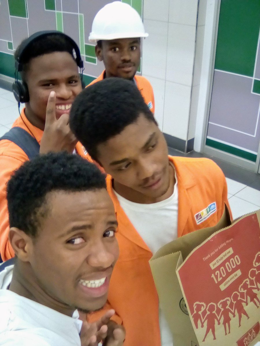 Sagie_TariusSA's tweet photo. If I get a chance to #TakeAP30Home ...I would take more these pics with my EPWP workmates
#RewriteTheRules https://t.co/QC4Grs60aA