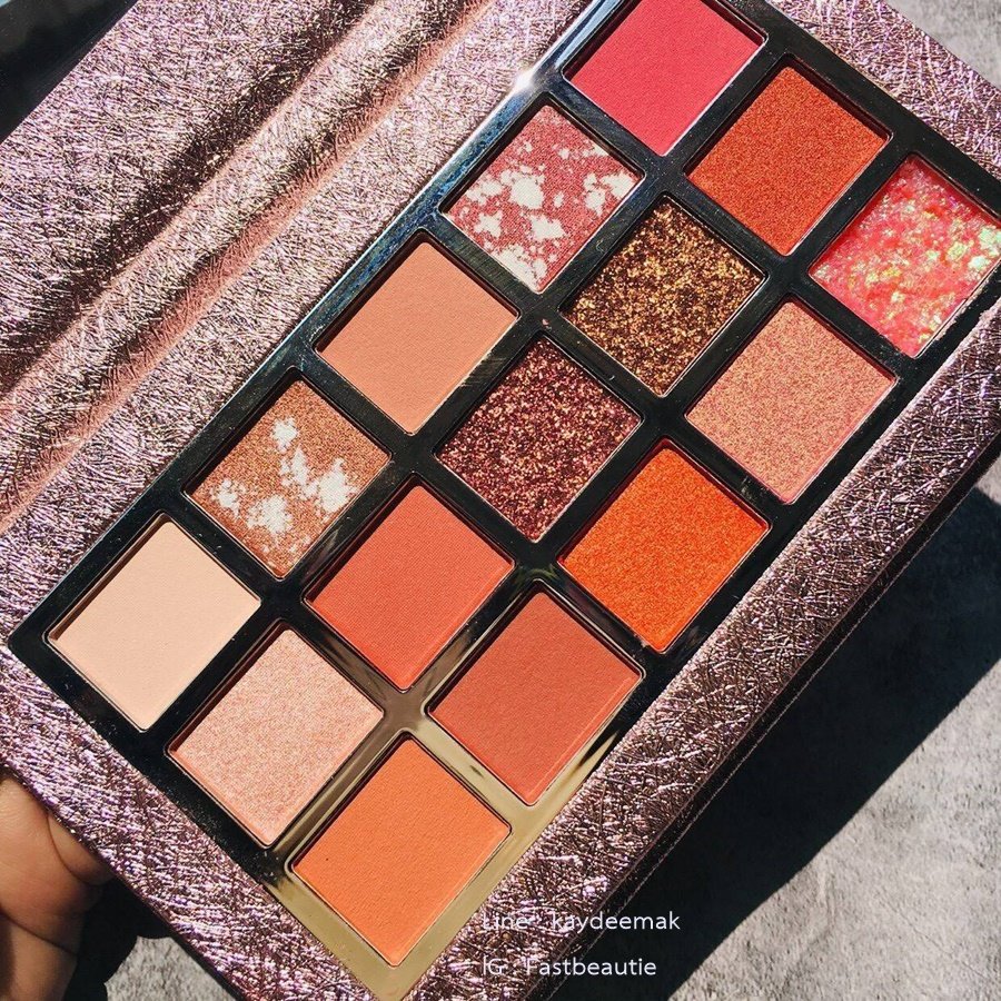 makeupchilli's tweet photo. 🧡พาเลทละ 170.-
ของแท้💯
🌈⭐Mack andy STARLIGHT AMBILIGHT NECKLACE EYESHADOW PALETTE ⭐🌈
อายแชโดว์พาเลทโทนสีสุดฮอต ประกอบไปด้วย 15 เฉดสี
เนื้อแมทต์ ,เนื้อชิมเมอร์ และเนื้อกลิตเตอร์
มีให้เลือก 2 เฉดสี 💗
01-โทนชมพูส้ม
02-โทนส้มอิฐน้ำตาล
#mackandy #eyeshadow #ทาตา #อายแชโดว์ https://t.co/7LCggdt8jW