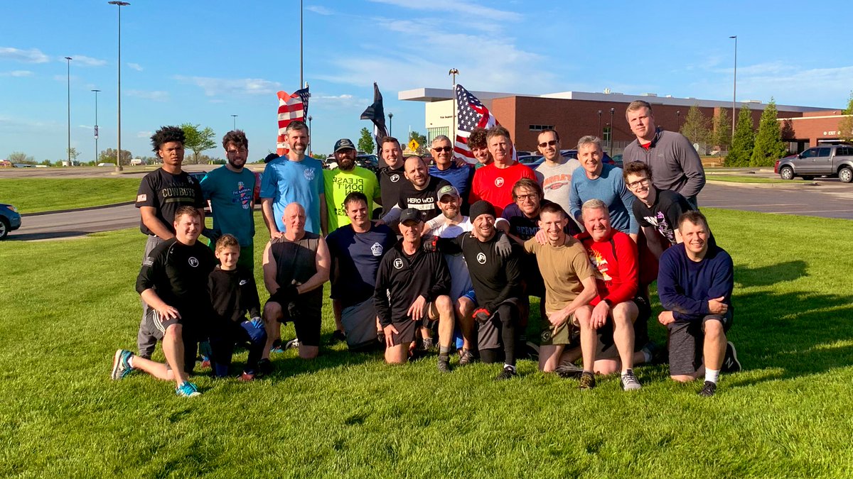 JohnUrhahn's tweet photo. A strong @F3Nation @F3Expansion launch for @F3KansasCity this morning! 24 PAX in total with 18 FNGs! Men from @F3Graveyard  @F3NWInd and @F3StLouis all here to plant, grow and serve our brothers. #BigJohnson #RedwoodOriginals https://t.co/obXPODo0Ci