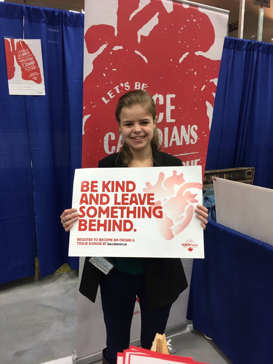 _sarahmarshall_'s tweet photo. Raising awareness about organ donation today and the Northumberland News Spring And Lesiure Show. I even met another Transplant recipent Mike Frost -Double Lung Transplant. @TrilliumGift #BeaDonor #LetsBeaDONORNation https://t.co/6Kn4fqwl7V