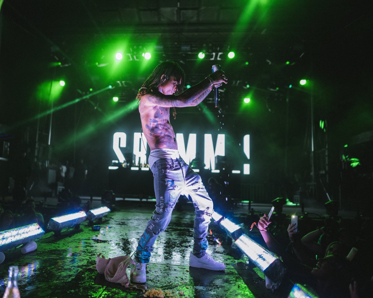 shotbyillmatic's tweet photo. A few pics of @RaeSremmurd from #numbersfest #17fest @slimjxmm @SwaeLee https://t.co/pcoNvDslOC