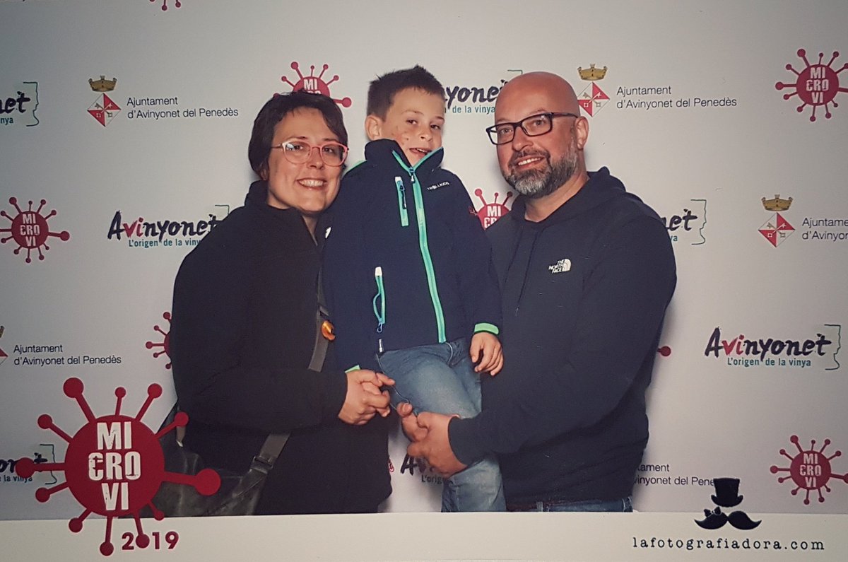 malviatge's tweet photo. Molt, però que molt... (i no és conya)... però que molt molt molt fans de #Microvi2019 Sou una passada!!! Moltíssimes felicitats i per molts anys 😘 https://t.co/zZ5nTONkhP
