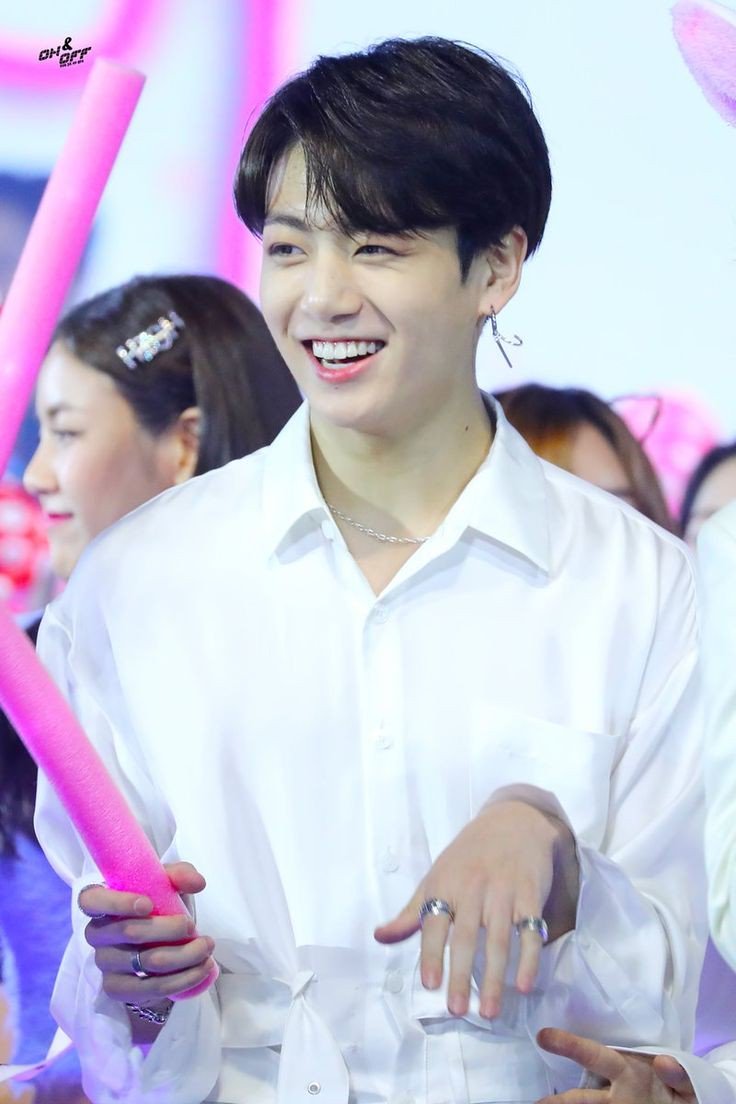 Jungkook_Spain_'s tweet photo. [TWITTEADA MASIVA HISPANOHABLANTE💫 ] 

👉🏻 No olvides dar RT! Cuenta como voto!
👉🏻 Twittea con #BBMAsTopSocial BTS @BTS_twt + ARMY with Luv 

¿Cuales son tus fotos favoritas de #Jungkook 👀? Compartidlas 🌚 Lxs demas tambien queremos ver ~😳❤

Cr. 📷 https://t.co/NbZVl7GfTx