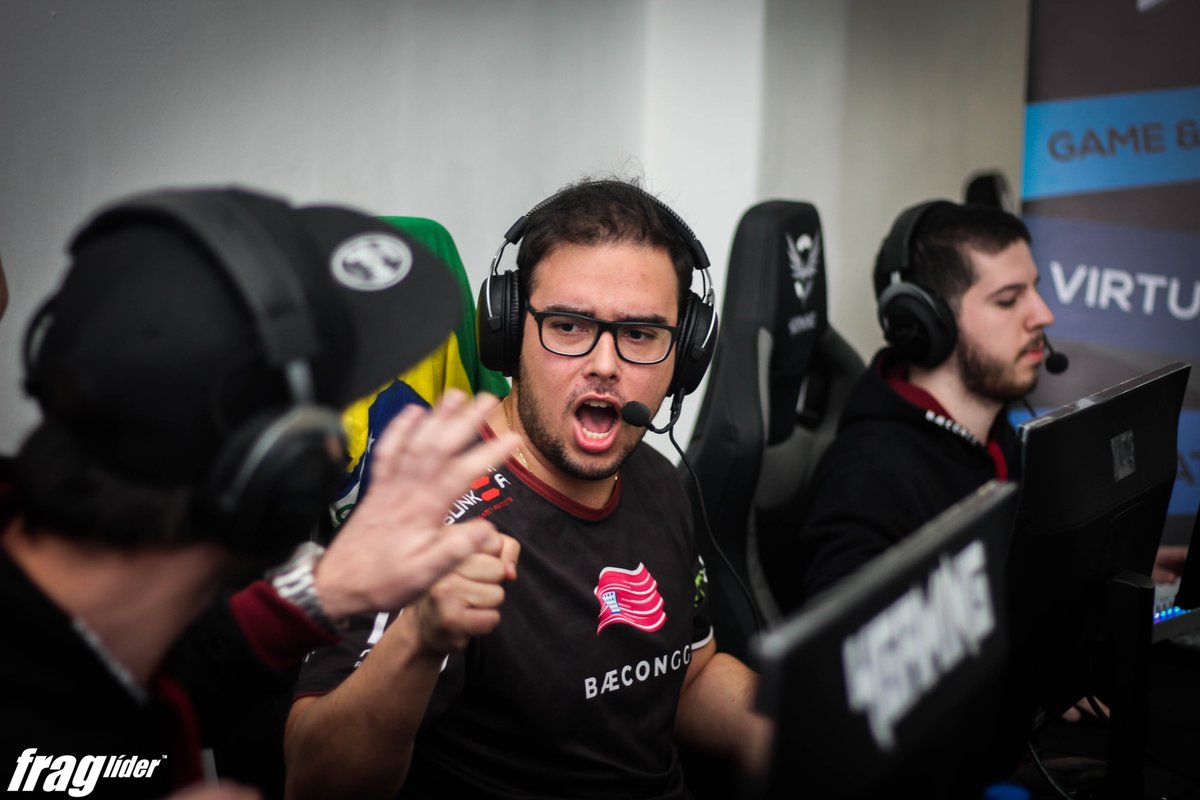 Fraglider's tweet photo. A grande final da @PortugalEnhance Masters Championship já está a decorrer!

A equipa dos brasileiros @BaeconGG enfrenta os touros dos @GTZBulls 

Numa reedição da final da MMZ Arena 2, quem levará a melhor?

Podes acompanhar tudo em https://t.co/VYNEOrQA1N https://t.co/z9isQj4xuS