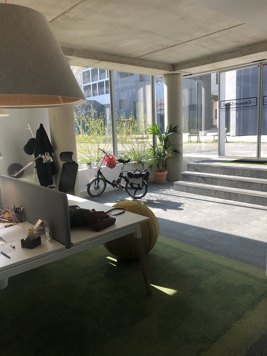 WeLoveSocial tweet media