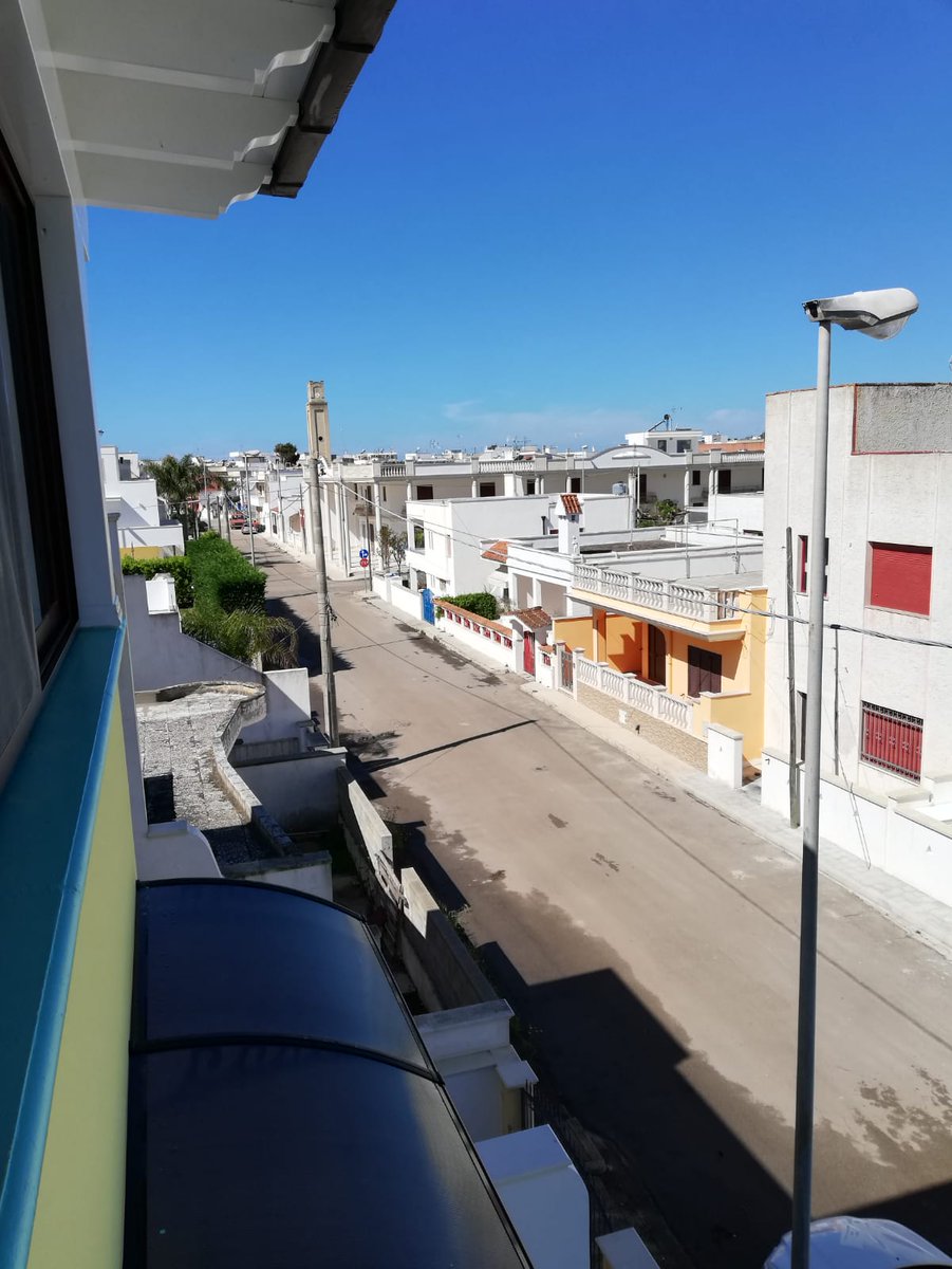IMessapi's tweet photo. Alcuni particolari dell'appartamento sito a Torre San Giovanni, la perla delle #Maldive nel #Salento, appena ristrutturato 2 piano, vista panoramica, a 500 mt dal #mare e a 200 mt da #Pescheria, #Ristorante, #Supermercato, #bar, #farmacia, #guardiamedica, #Bancomat
@IMessapi https://t.co/kXE0lBqZEL
