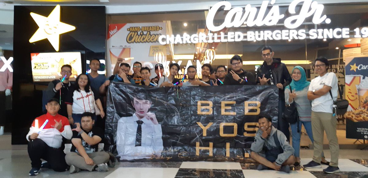 Bebyyers's tweet photo. terima kasih utk teman teman yg sudah ikut meramaikan #RequestHour2019 dan #ShanjuGraduationCeremony
keep solid !! https://t.co/NMY5unsycc