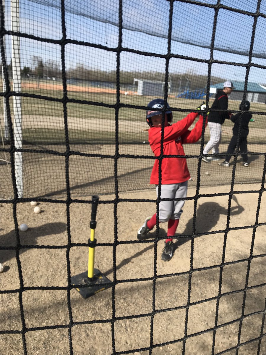 WatrousBall's tweet photo. Spring camp is underway with the coaches from @rbi_regina https://t.co/mBFU1Q200J