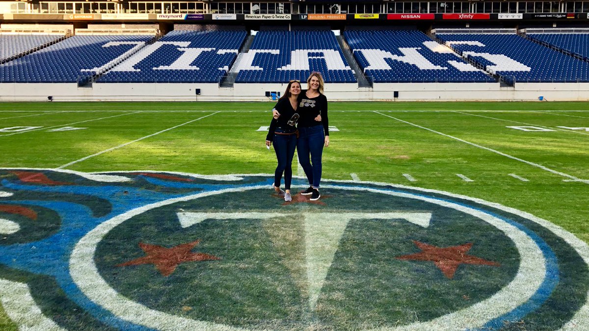 MereMcCaskill's tweet photo. IMO the @NFLDraft can come back to @visitmusiccity anytime! Go @Titans! https://t.co/2VMV4L1CJd