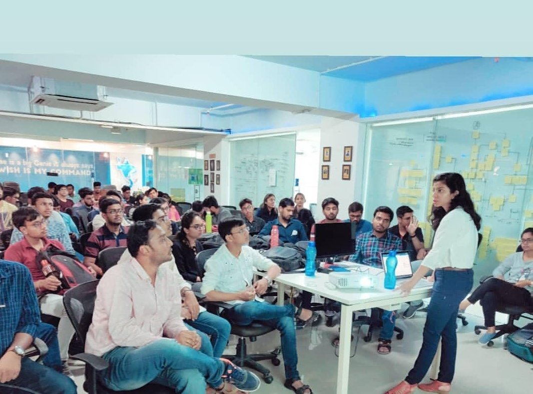ShelkeMadhavi's tweet image. Being honoured to be a speaker at Global Azure Bootcamp 2019, the best part of community events is networking, knowledge sharing and meeting like-minded tech enthusiasts..Thanks Azure!! #GlobalAzureBootcamp #GAB2019 #microsoft #Azure @MicrosoftIndia @MSTechComIn @indoretechcom