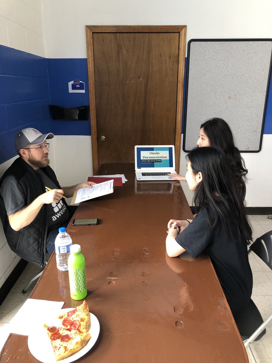 AHSTechTeacher's tweet image. Not only do they build and program robots, they also document their progress and present in front of a judge. @ashlandrobo @BotballRobotics @_AHSRobotics