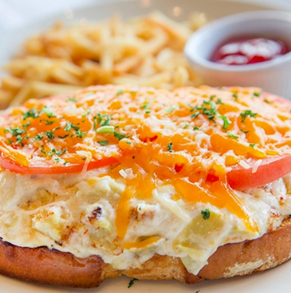 Stanfords_LCtr's tweet photo. Did you know we're on @UberEats? It's true! Get all your favorite Stanford's favorites delivered to your door, like the Knife &amp; Fork Crab and Artichoke Sandwich. Open-faced and piled high with crab on toasted focaccia, eat without utensils at your own risk. https://t.co/3EG6gk4tIC