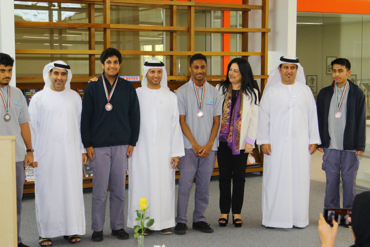 ATHS_AQB_Campus's tweet photo. العقابية تستقبل ما يزيد على 140 مشروعًا من جميع أنحاء الدولة تتنافس للحصول على المركز الأول. https://t.co/DFv8VHReEi