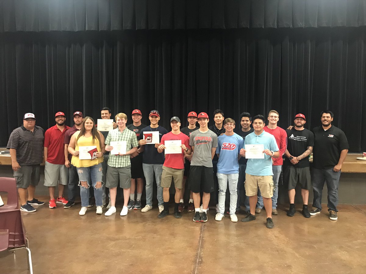 BallCoachGino's tweet photo. Had a great banquet last night. Proud of these young men. Every player got better in some way this year, and I can’t wait to see what the future holds for these guys. https://t.co/DPJnRmUNEk