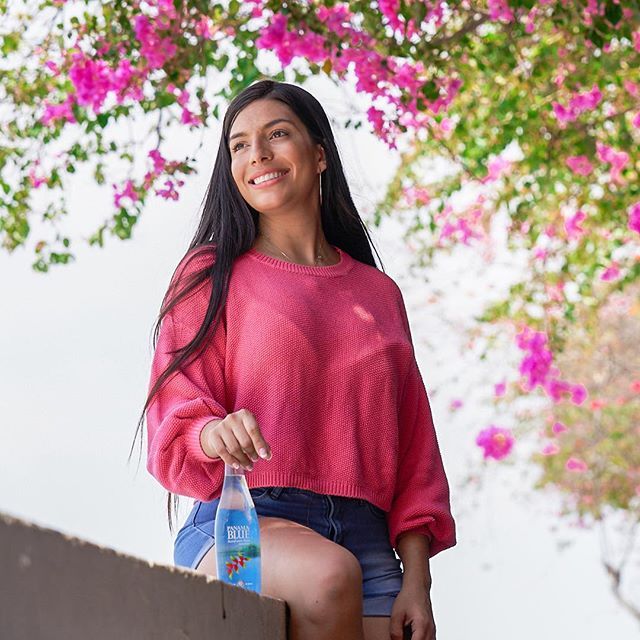 panamabluewater's tweet photo. El mundo esta lleno de pequeñas alegrías, el arte consiste en saber distinguirlas. 🌸💦 ¿Ya probaste nuestra Panama Blue Water? #PanamáBlueWater #WeArePanamaBlue #BeWater #EresLoQueTomas #Healthy #Water#Lifestyle #Fitness #Healthylifestyle https://t.co/SMwKUPgLzO https://t.co/NpzAfHiK8R