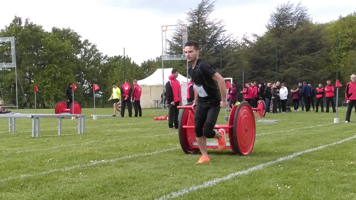 SDIS35officiel's tweet image. Bravo à tous les athlètes pour ces belles performances aux épreuves athlétiques et parcours sportif sapeur-pompier #PSSP ! 👏🏆 Merci aux sapeurs-pompiers et à la commune de Janzé ainsi qu'à l'ensemble des organisateurs pour ce bel après-midi sportif ! 👌