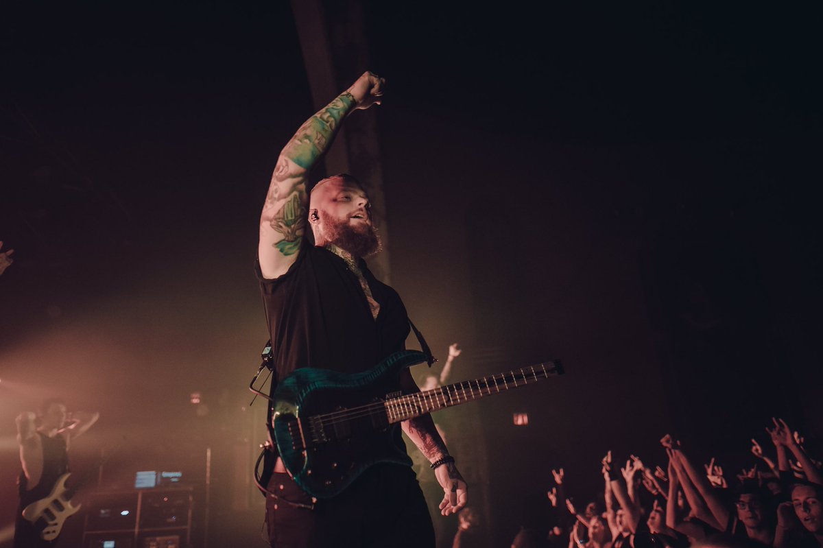 LeeOsiris's tweet photo. Who wants more play throughs / video tutorials for Infinite Mind? 🙋‍♂️ I’ll leave it up to you. What songs off of Infinite Mind do you want video content for? #InfiniteMind #KieselGuitars #LeeMcKinney #LMX #LM6X #LM7X #SumerianRecords #BornofOsiris https://t.co/jmPQGNx87Y