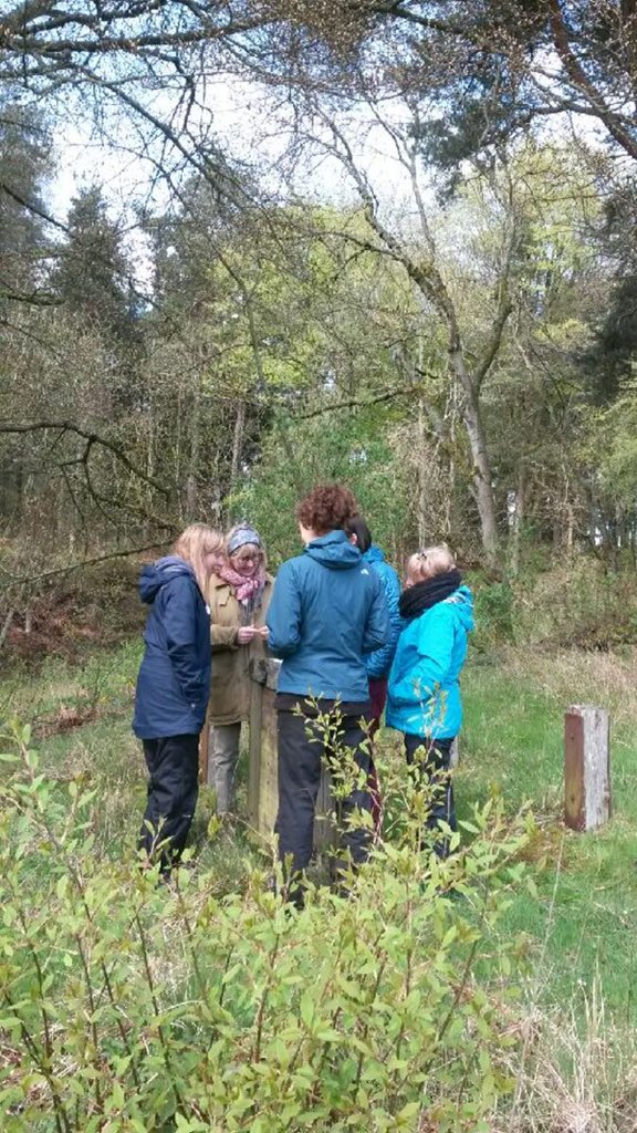 ClarkToby's tweet image. Lots going on as #johnmuirday celebrations (week) draws to a close. Here's the Tayside OWL (outdoor woodlands learning) group sharing #TheLostWords at the literacy &amp;amp; resilience session, and talking abut our experiences of wild places as a child and now as an adult.