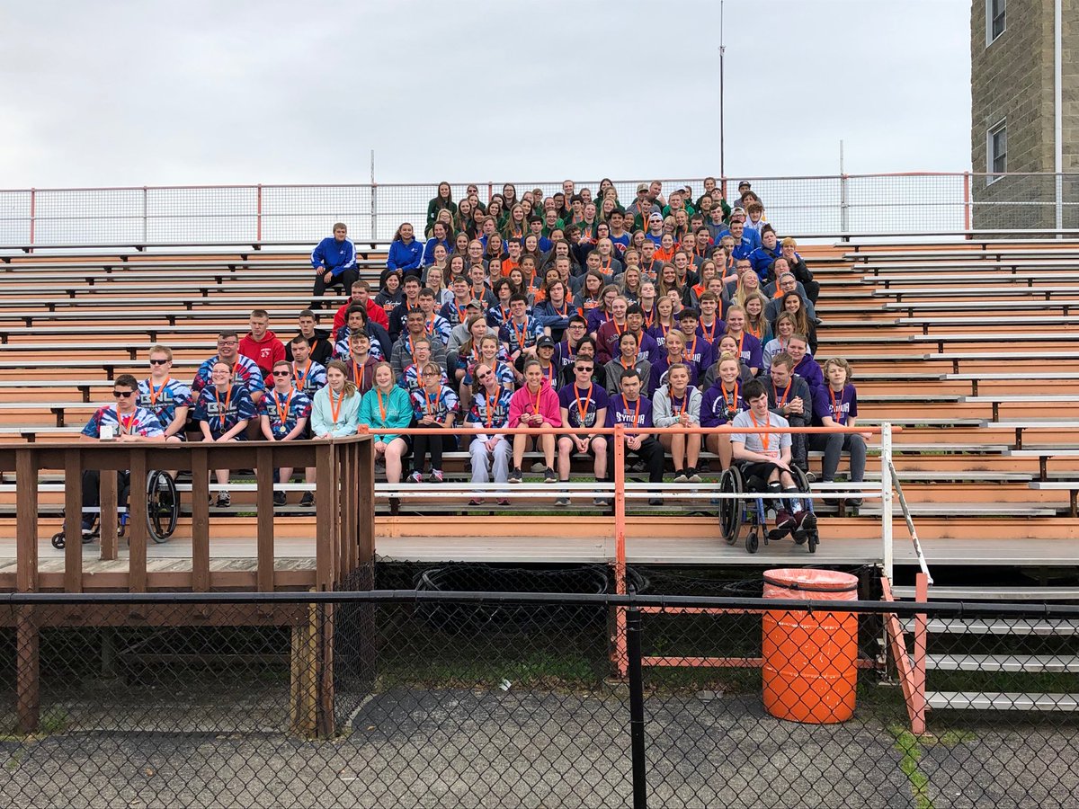 OlympiansAD's tweet image. Everyone is a champion at the HHC Unified Conference meet ⁦@ChampsTogether⁩ ⁦@IHSAA1⁩