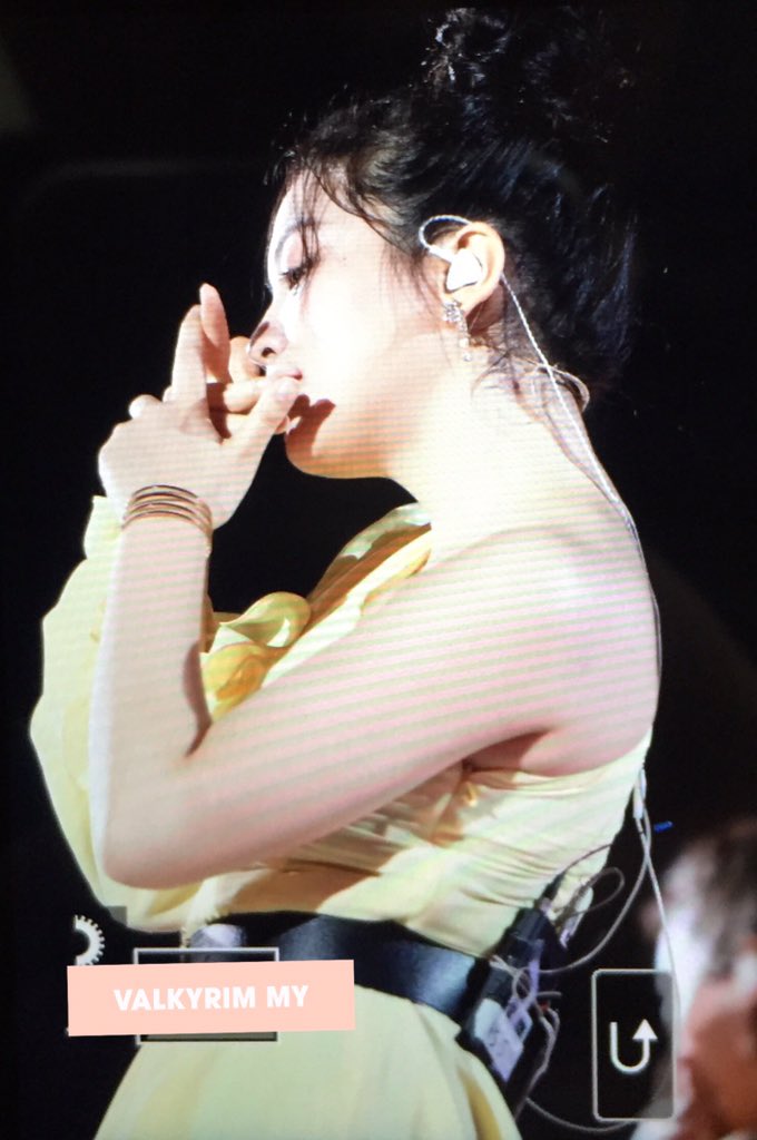 valkyrim_my's tweet photo. 190427 Konser Korean Wave 2019 Red Velvet 

#예리 #YERI 
#레드벨벳 #RedVelvet https://t.co/u7vCBEF5tb