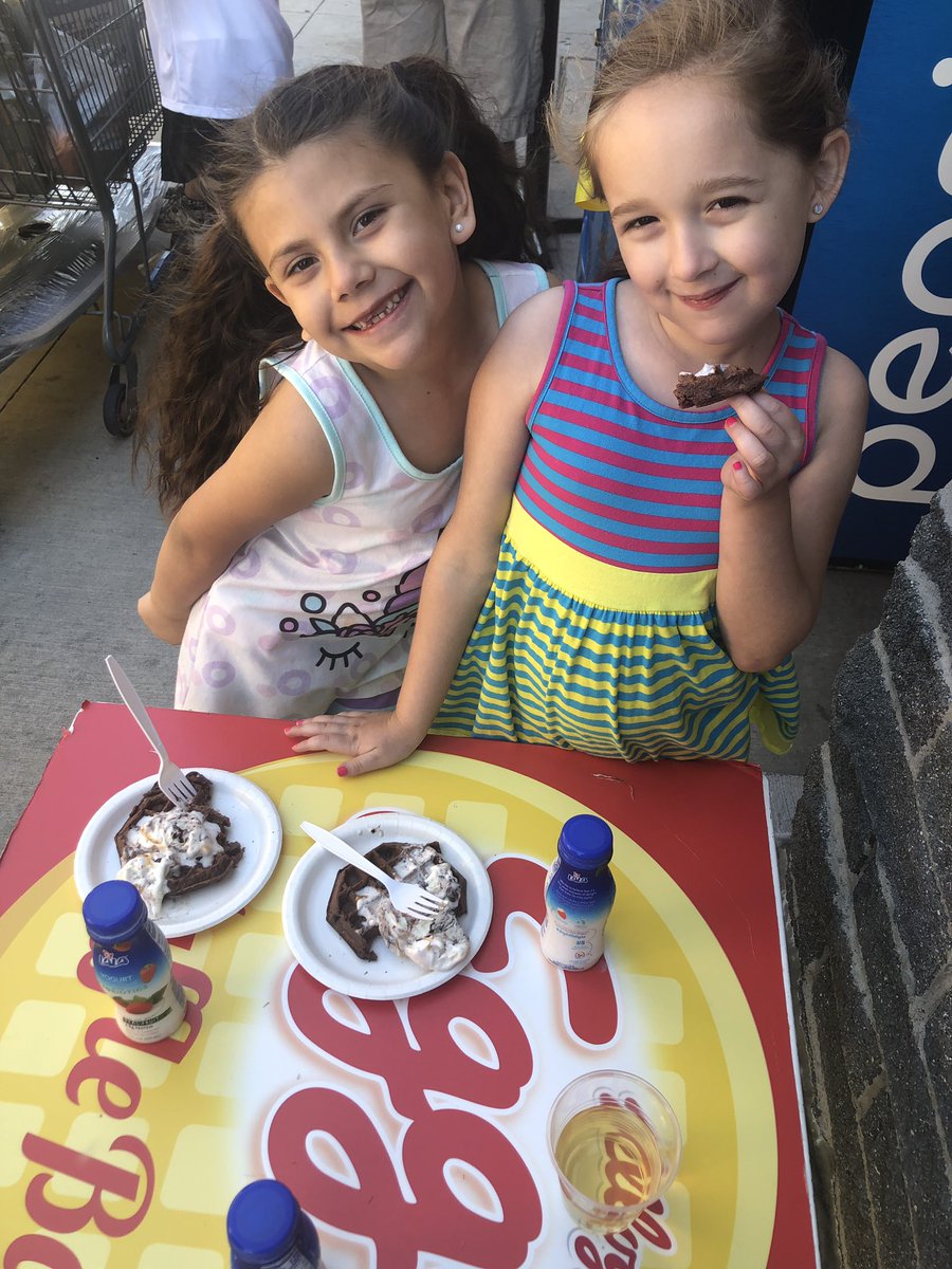 olimar70's tweet photo. Yummy free waffles!
#eggowafflebar https://t.co/mvkvOCAxwd