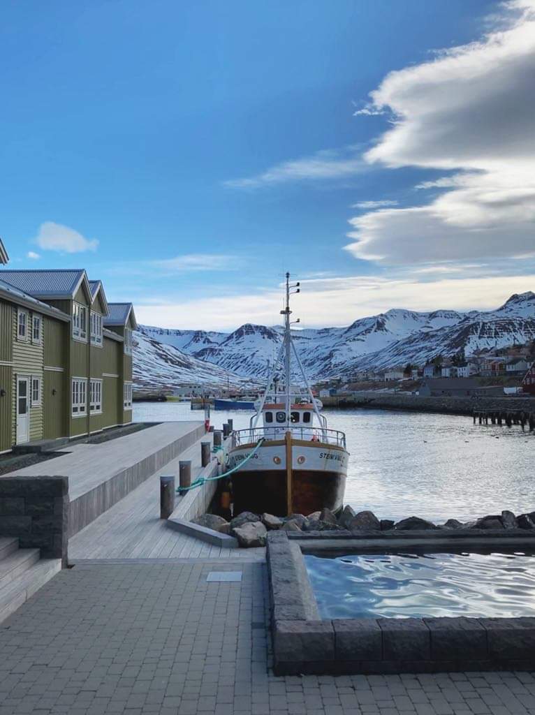 Inspired by Iceland on Twitter: "Siglufjörður is a small but lively town in  Northern Iceland. The town offers a beautiful view all over and also has a  modern hotel, restaurants and delicious
