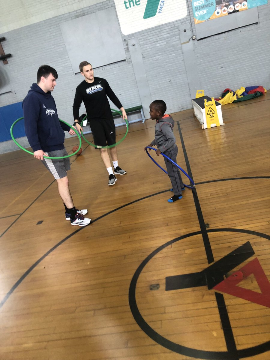 UNE SAAC tweet media