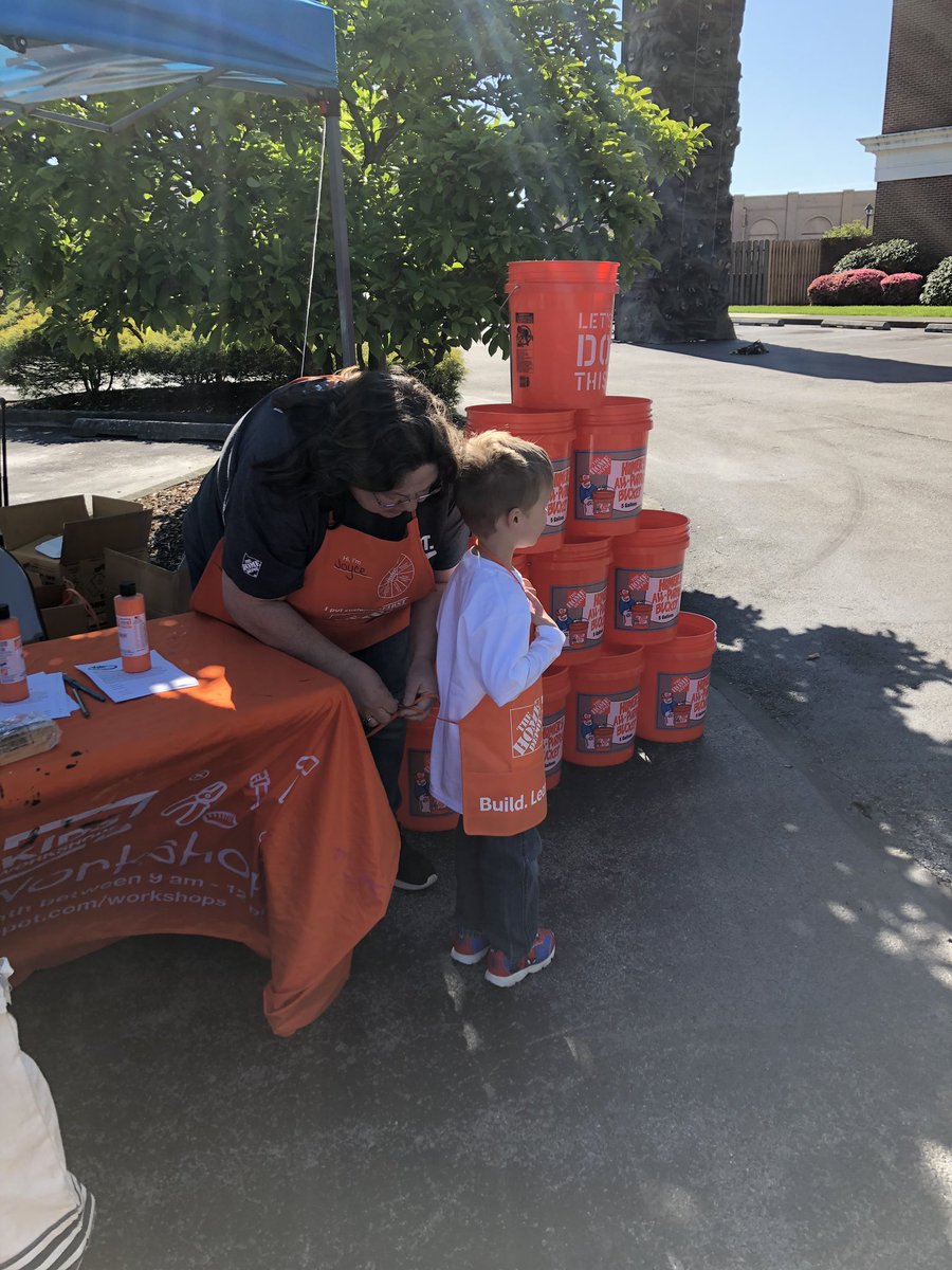 Cindie Tipton (@cindietipton1) on Twitter photo What an amazing day serving our future customers! #hammerpaintkids!!!
<a href="/jaybisping/">Jay</a> <a href="/THD_HXT/">Thompson</a> <a href="/BryanhunterHall/">Bryan hall</a> <a href="/MahaffeyRuss/">Russ Mahaffey</a> <a href="/tstanley96/">Tommy Stanley</a> @DustonAllisonHD <a href="/dhrmjeff/">Jeff Huguelet</a> <a href="/Joyce_A_Gardner/">Joyce Gardner</a> <a href="/DebraSams6/">Debra Sams</a> What an amazing day serving our future customers! #hammerpaintkids!!!
<a href="/jaybisping/">Jay</a> <a href="/THD_HXT/">Thompson</a> <a href="/BryanhunterHall/">Bryan hall</a> <a href="/MahaffeyRuss/">Russ Mahaffey</a> <a href="/tstanley96/">Tommy Stanley</a> @DustonAllisonHD <a href="/dhrmjeff/">Jeff Huguelet</a> <a href="/Joyce_A_Gardner/">Joyce Gardner</a> <a href="/DebraSams6/">Debra Sams</a>