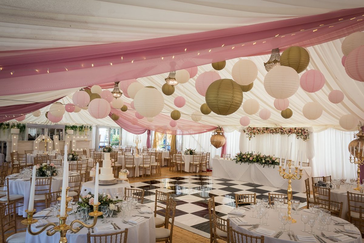 StanmerHouse's tweet photo. Are you joining our Wedding Show on Sunday, 12th May? 💖💍 

It's FREE but please register at: https://t.co/1oCCJ1kq2C https://t.co/bAgVMChXpJ