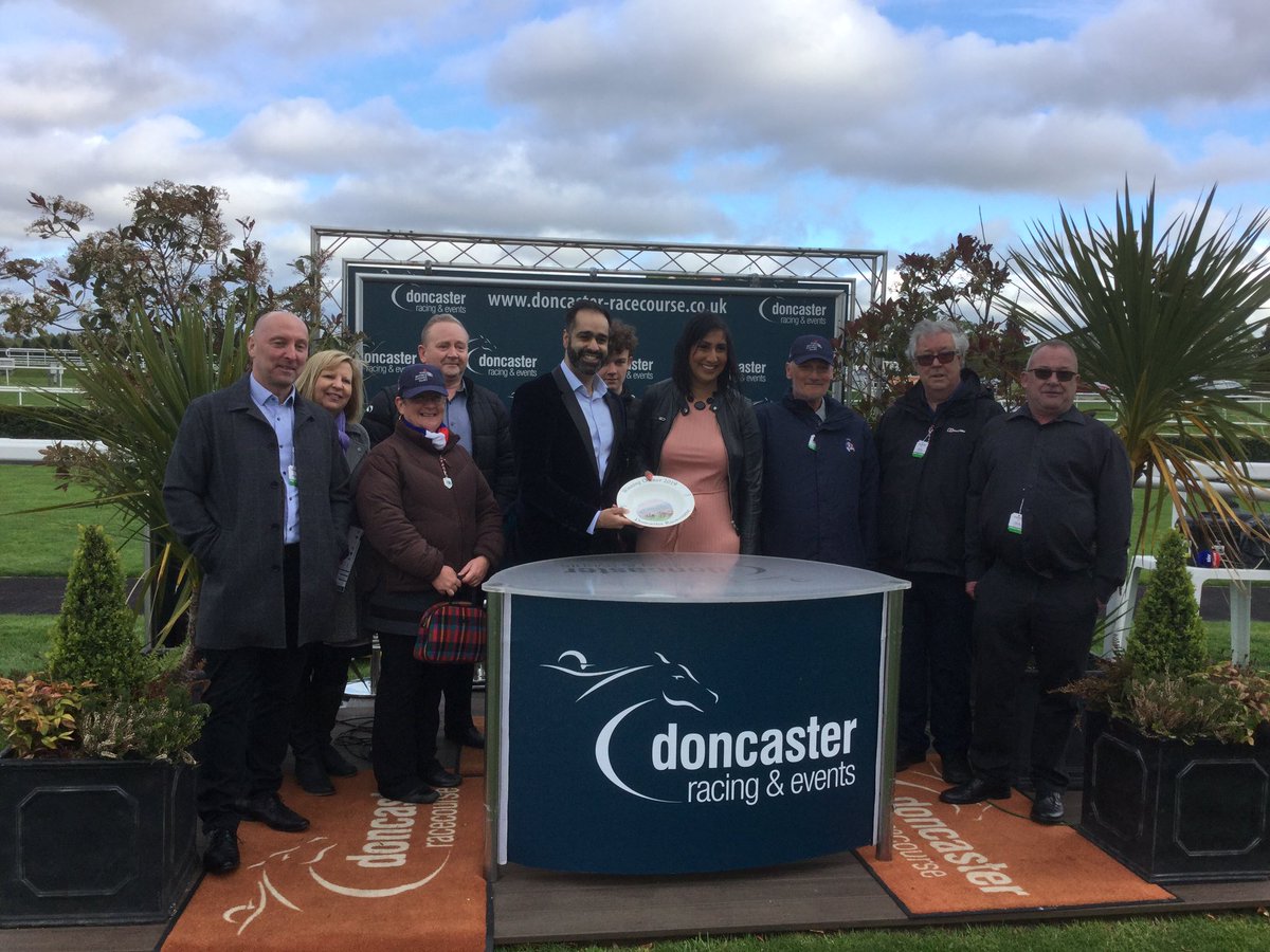 DoncasterRaces's tweet photo. IVA REFLECTION takes race #2 for @BritRacingClub @TomDascombe and @jpelliott95. Congratulations to all connections 🍾 https://t.co/krFlh4hY1F