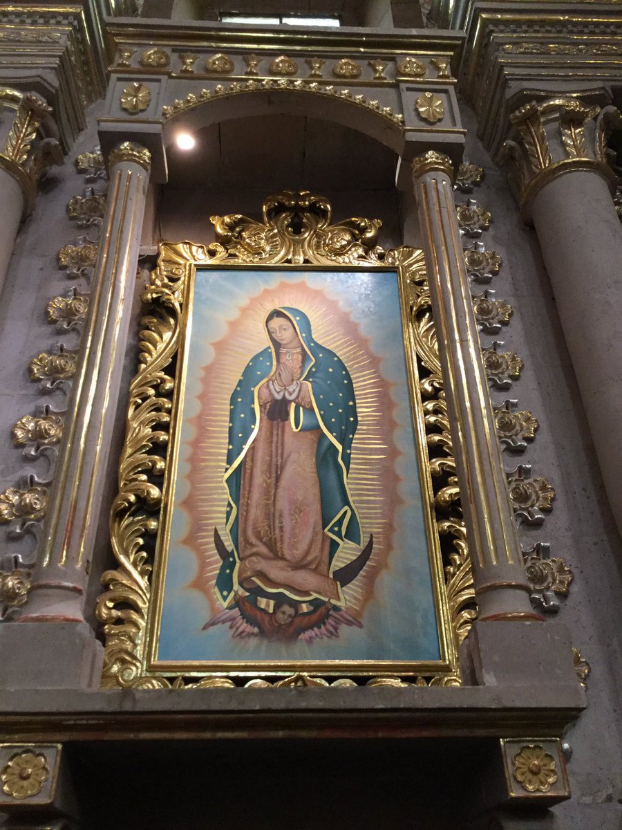 DimeValde's tweet photo. María mírame, María mírame, si tú me miras Él también me mirará. ❤️🙏🏽 https://t.co/kcQcvdT9pl