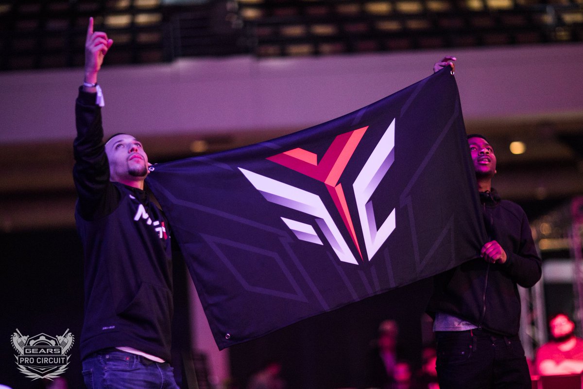 GearsEsports's tweet image. POOL A: @FYCeSports looks to take their second Pool Play win against @GGSimplicity on live.gearsofwar.com! 

Who are you rooting for?

PC: @JustSnipes