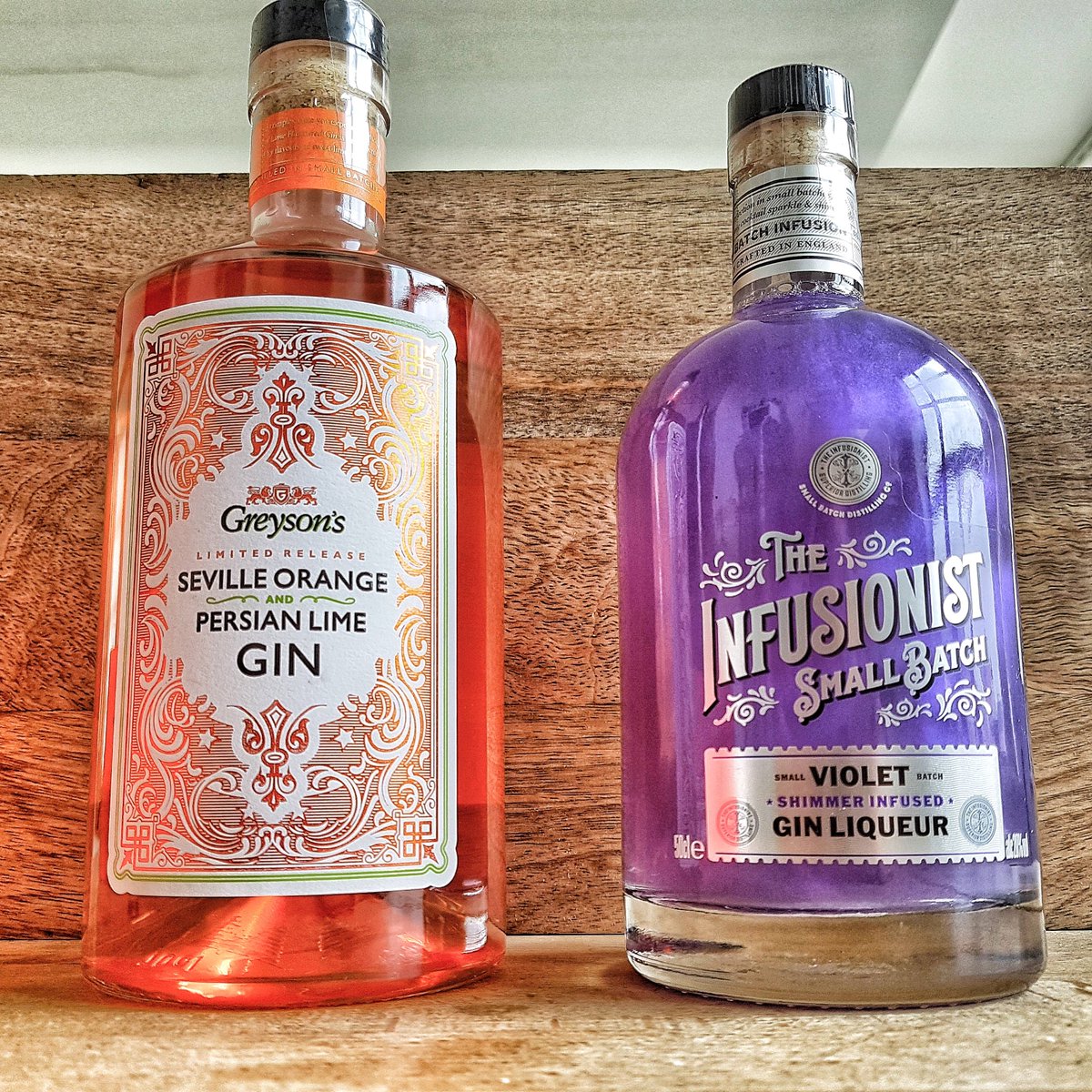 veganbaker1's tweet photo. Today is definitely a 'stay inside and drink fancy gin' kind of day. 

#ginandtonic #gin #rainyday #theinfusionist #greysonsgin #parmaviolet #ginandjuice #blogger #sheffieldissuper #sheffield #aldi #infusedgin #plantbased #vegansheffield https://t.co/RG5cwaziLJ