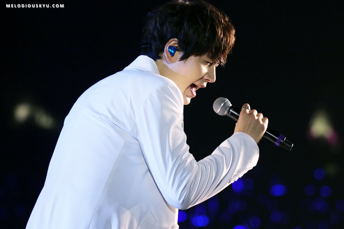 won_pt2261's tweet photo. [Day 9]
Hà Nội bắt đầu vắng vẻ đi đôi chút rồi đó nhỉ?
#waitingforkyuhyun
#WeWantSJTogether
#슈퍼주니어 https://t.co/9hcOye9wgW