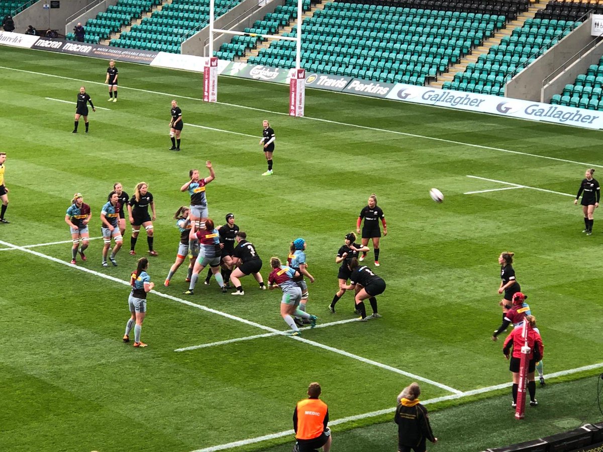 TMSportB2B's tweet photo. It’s match time as @HarlequinsWomen take on @SaracensWomen at Franklin's Gardens in the final of the @Premier15s #Premier15s #womensrugby https://t.co/Z2nm3NJQFH