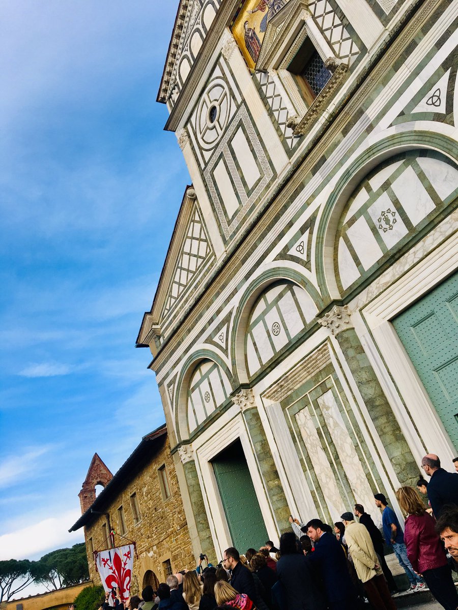 GiaccardiChiara's tweet photo. La chiusura della porta Santa #millenario #sanminiato https://t.co/iSwP6a8EVx