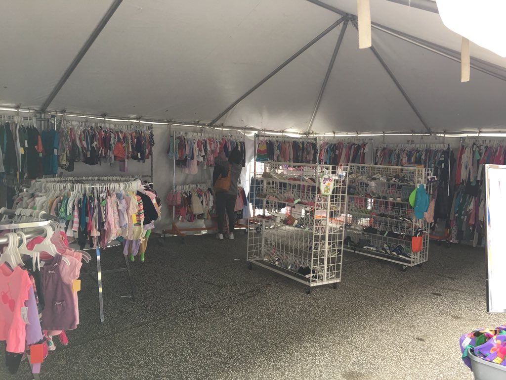 EriePrincesses's tweet photo. Stop and see our friends at @Milestones_Erie for their famous PARKING LOT DOLLAR SALE
1000s of items under the big enchanted tent for just $1.00
(no fairy godmother necessary!!!)
Today 9-5, Sunday 12-4
3735 W. Lake Rd https://t.co/sRwesTs3fH